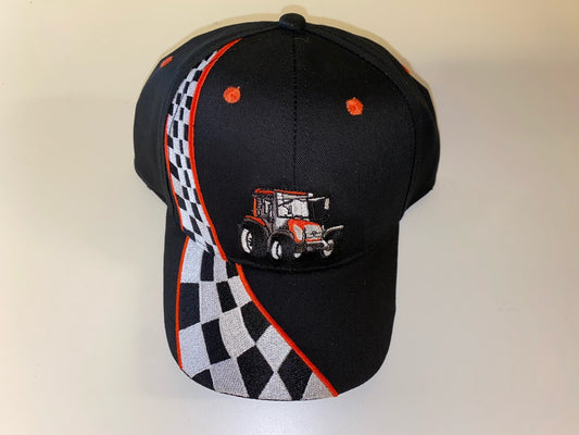 Kasket med rød traktor